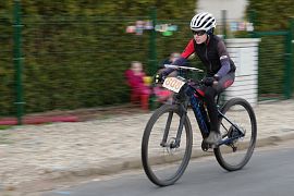 Nová sezóna má za sebou první závody, v náročných terénech u Rakovníka se nejvíce dařilo Martině Tichovské